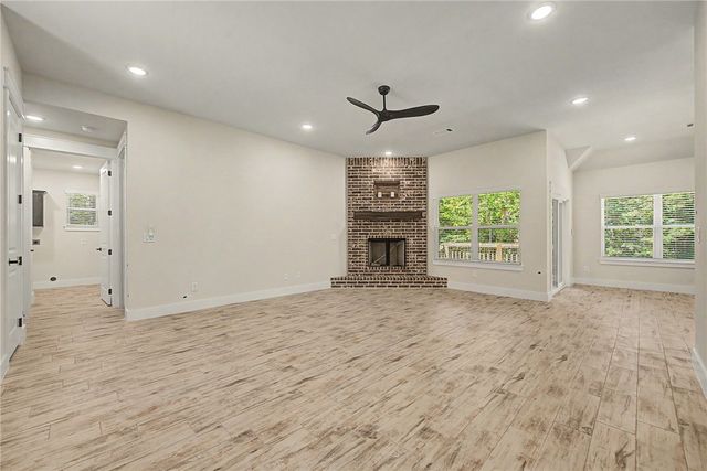 29 Stirling Lane, Bella Vista, AR 72715