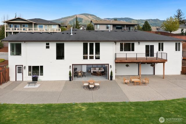 24098 Bass Pro Place, Mount Vernon, WA 98274