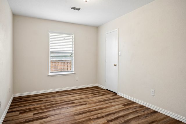 316 Matlock Meadow Drive, Arlington, TX 76002