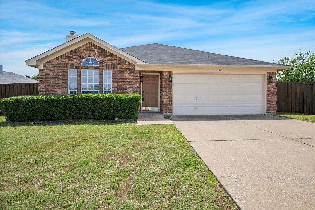316 Matlock Meadow Drive, Arlington, TX 76002