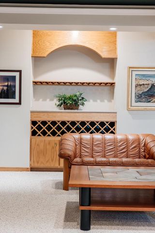 921 W Main STREET, Lake Geneva, WI 53147