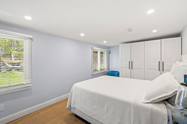 76 Perkins St, Stoneham, MA 02180