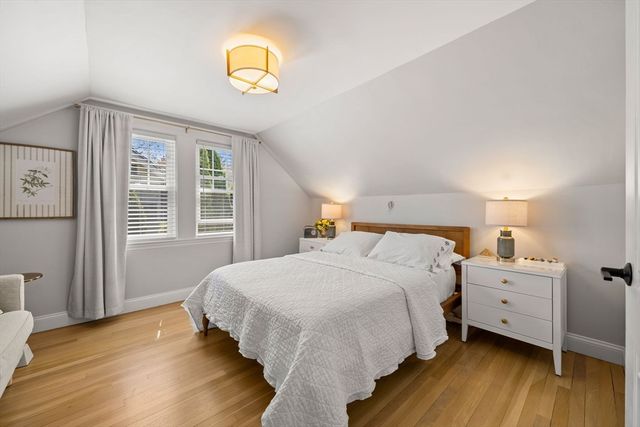 76 Perkins St, Stoneham, MA 02180