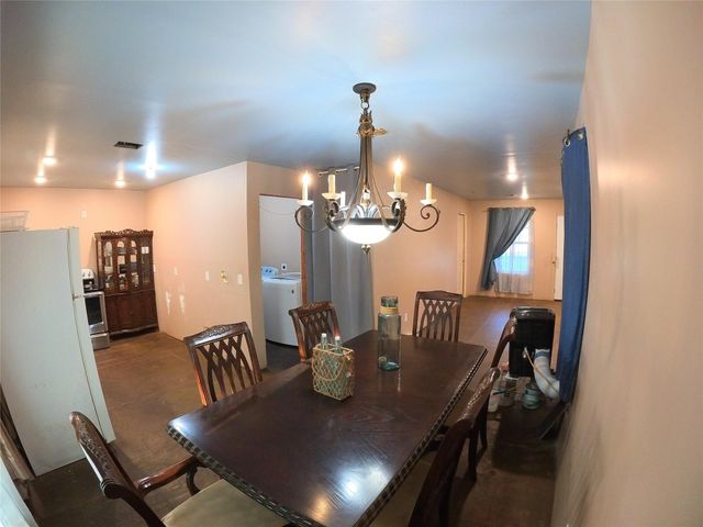 298 County Road 3410, Cleveland, TX 77327