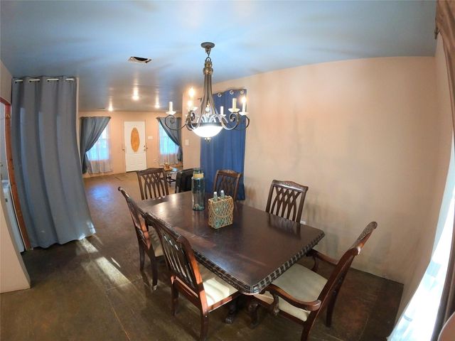 298 County Road 3410, Cleveland, TX 77327