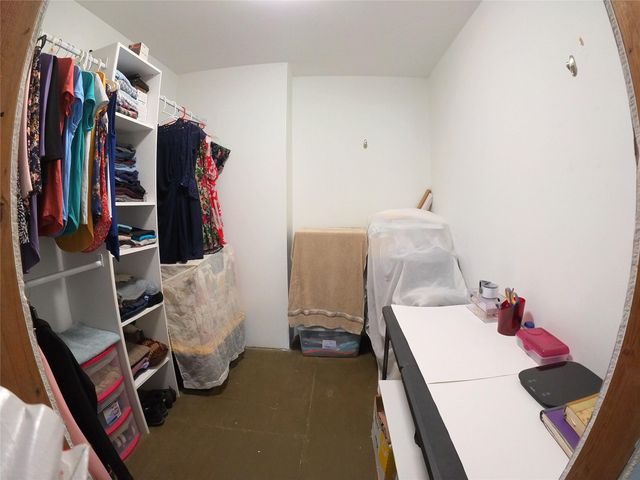 298 County Road 3410, Cleveland, TX 77327