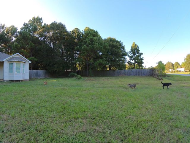 298 County Road 3410, Cleveland, TX 77327
