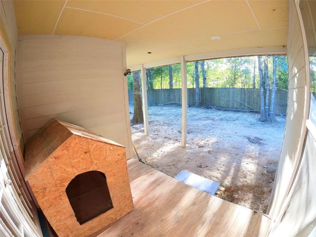 298 County Road 3410, Cleveland, TX 77327