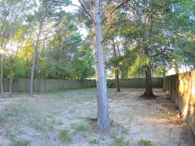 298 County Road 3410, Cleveland, TX 77327