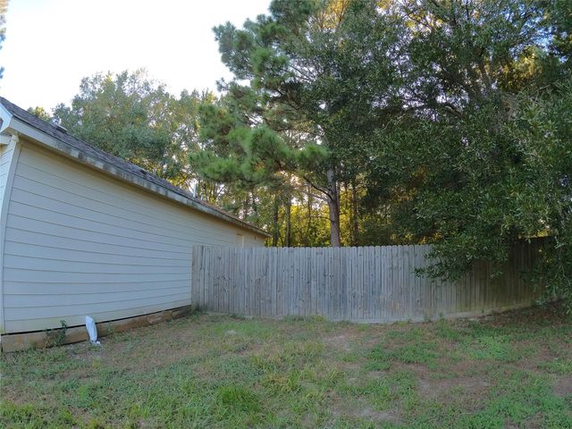 298 County Road 3410, Cleveland, TX 77327