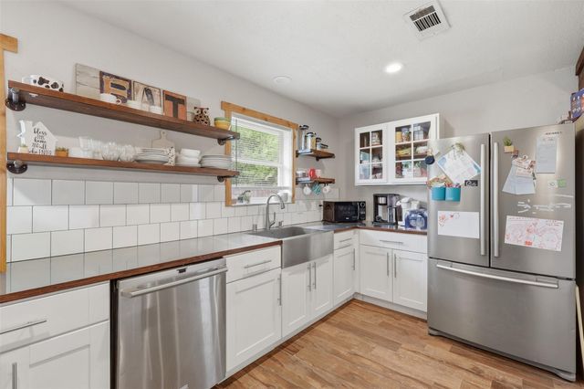 3227 Cliffdale Street, Houston, TX 77091