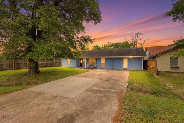 3227 Cliffdale Street, Houston, TX 77091