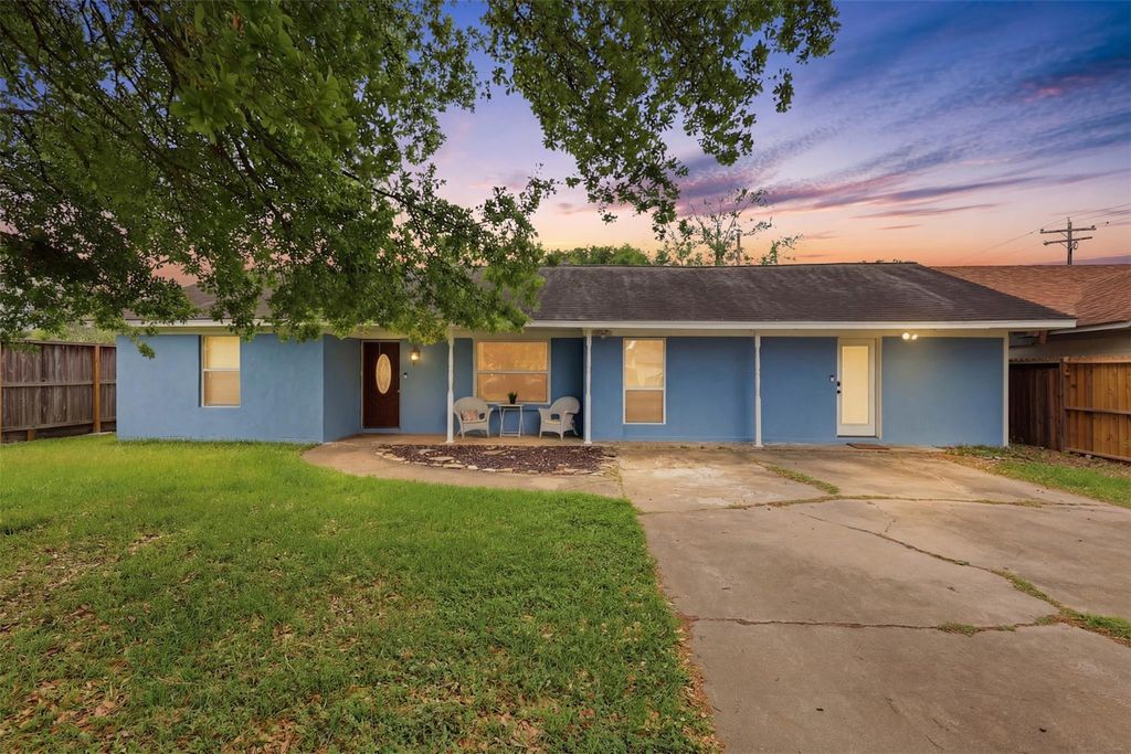 3227 Cliffdale Street, Houston, TX 77091