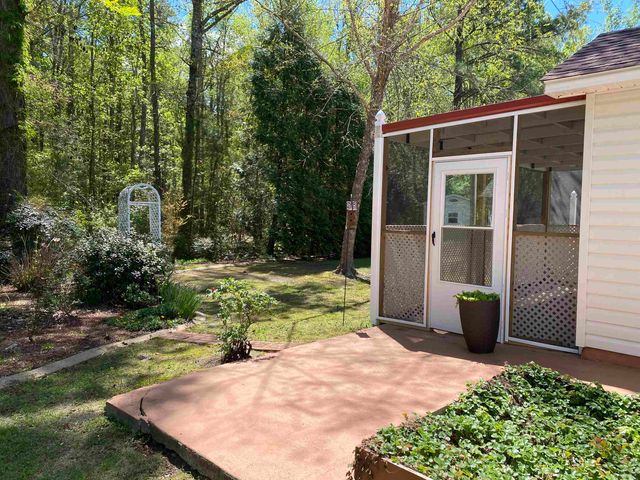 472 Shellbank Dr., Longs, SC 29568