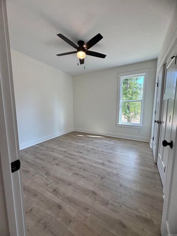 6716 N Detonti Rd, Bauxite, AR 72011