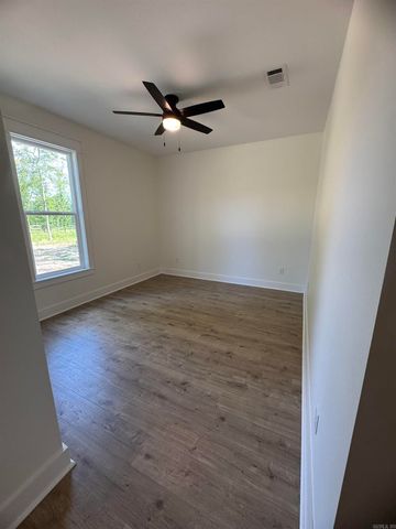 6716 N Detonti Rd, Bauxite, AR 72011