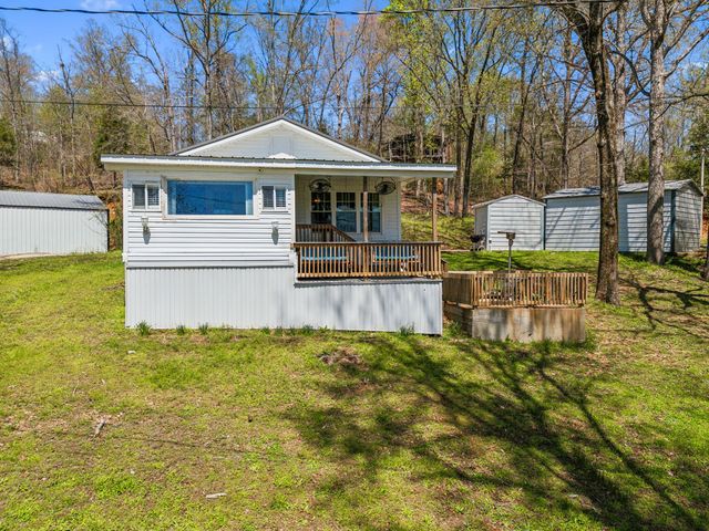 11460 Crooked Creek Rd, Lobelville, TN 37097