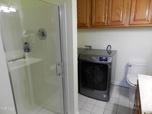 128 Meadow Springs Lane, Mount Carmel, TN 37645