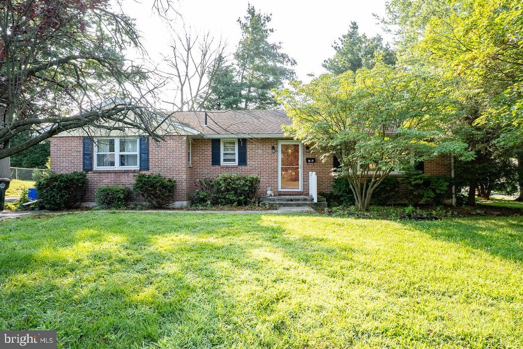 76 DOUGLAS ST, Boyertown, PA 19512