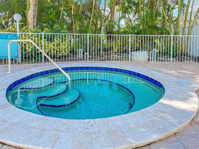 5310 GULF OF MEXICO DRIVE 16, Longboat Key, FL 34228