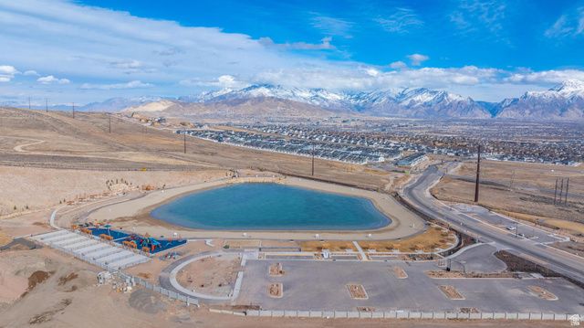 933 W LUCKY CLOVER DR, Saratoga Springs, UT 84045