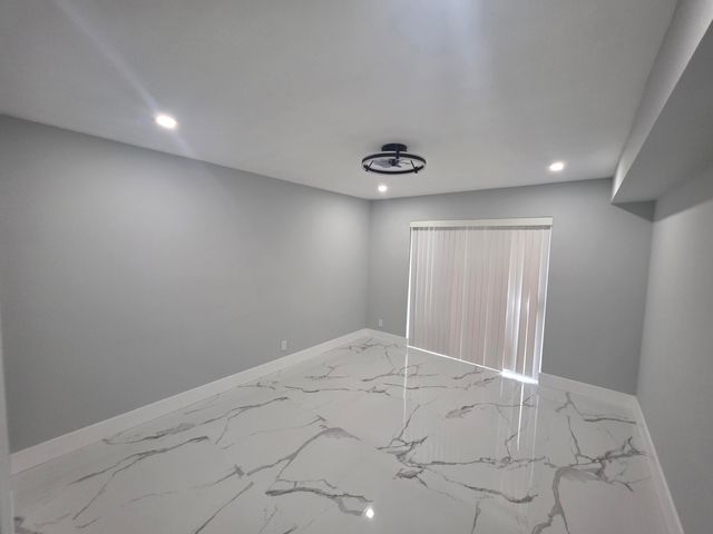 2682 S GARDEN Drive S 107, Lake Worth, FL 33461
