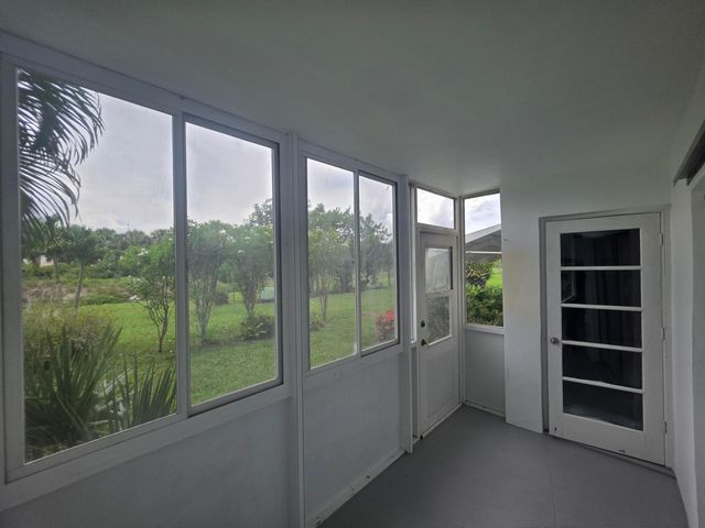 2682 S GARDEN Drive S 107, Lake Worth, FL 33461