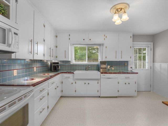 110 Marshall Street, League City, TX 77573