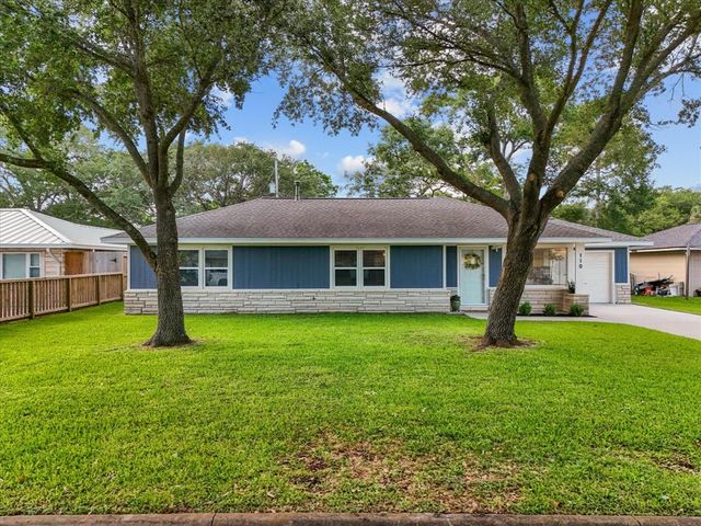 110 Marshall Street, League City, TX 77573