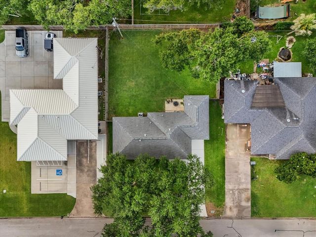 110 Marshall Street, League City, TX 77573