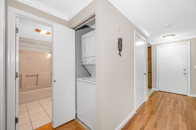 10 Abbey Rd 108, Leominster, MA 01453