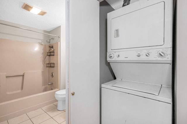 10 Abbey Rd 108, Leominster, MA 01453