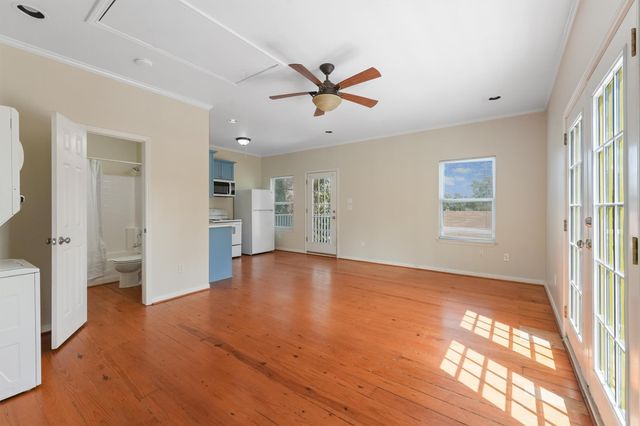 4027 Michaux Street A, Houston, TX 77009