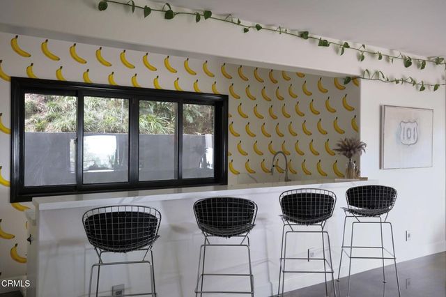1411 Edgehill Place, Pasadena, CA 91103