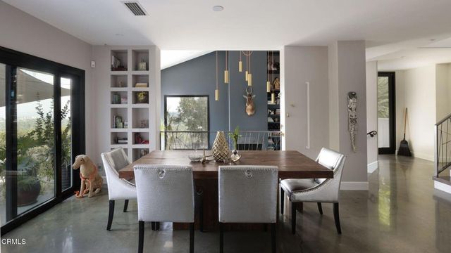 1411 Edgehill Place, Pasadena, CA 91103