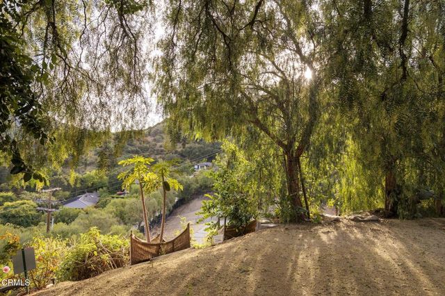 1411 Edgehill Place, Pasadena, CA 91103