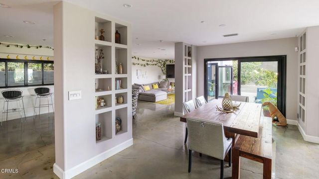 1411 Edgehill Place, Pasadena, CA 91103