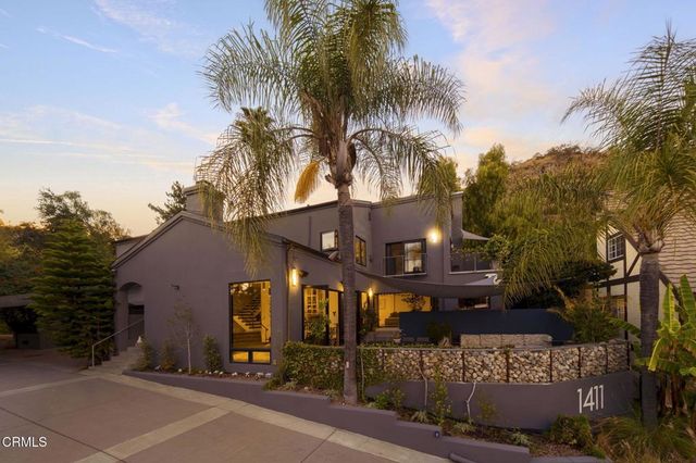 1411 Edgehill Place, Pasadena, CA 91103