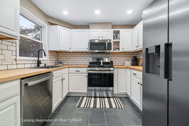 1003 Delridge Road, East Lansing, MI 48823