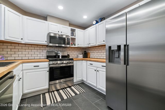 1003 Delridge Road, East Lansing, MI 48823