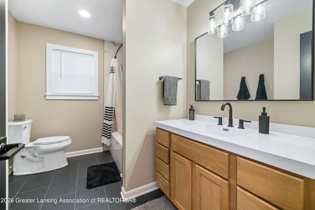 1003 Delridge Road, East Lansing, MI 48823