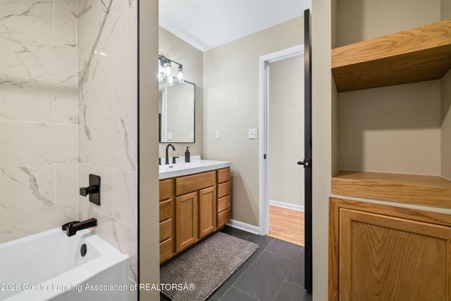 1003 Delridge Road, East Lansing, MI 48823