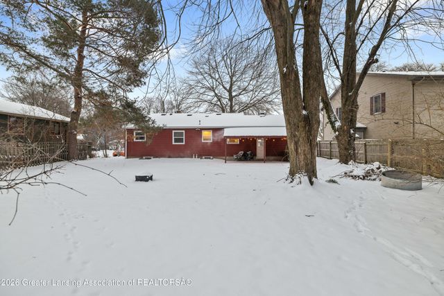 1003 Delridge Road, East Lansing, MI 48823