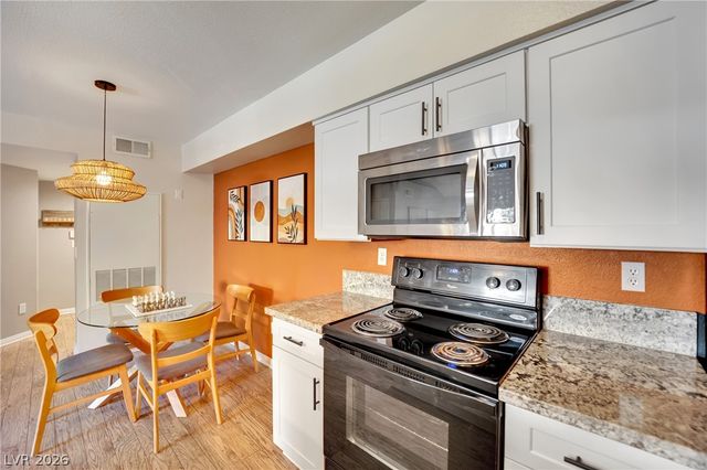 231 West Horizon Ridge Parkway 1227, Henderson, NV 89012