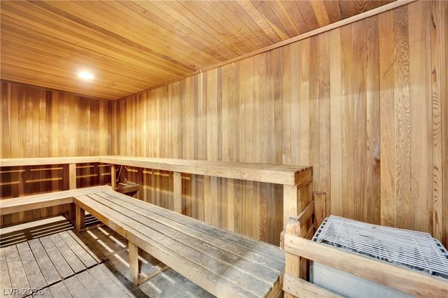 231 West Horizon Ridge Parkway 1227, Henderson, NV 89012