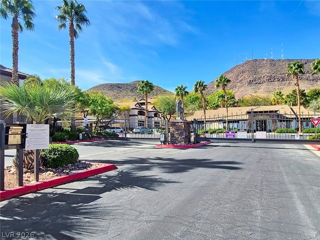 231 West Horizon Ridge Parkway 1227, Henderson, NV 89012