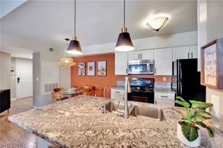 231 West Horizon Ridge Parkway 1227, Henderson, NV 89012