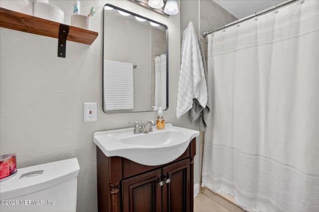 11259 SOFORENKO Drive, Jacksonville, FL 32218