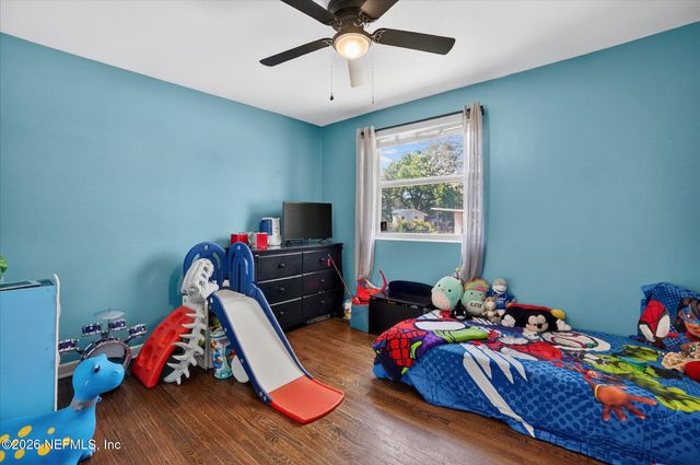 11259 SOFORENKO Drive, Jacksonville, FL 32218