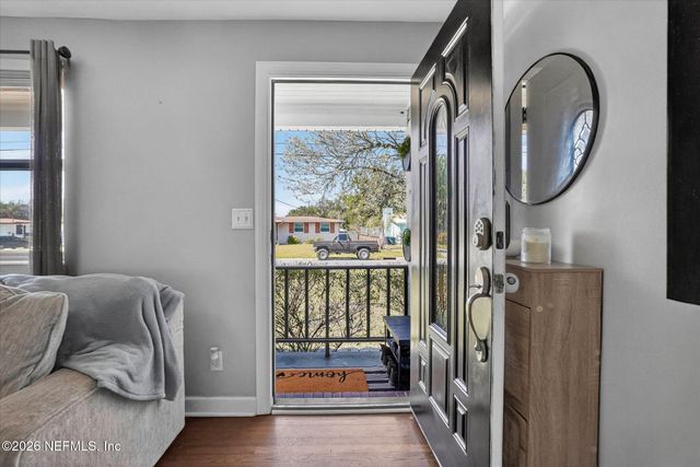 11259 SOFORENKO Drive, Jacksonville, FL 32218